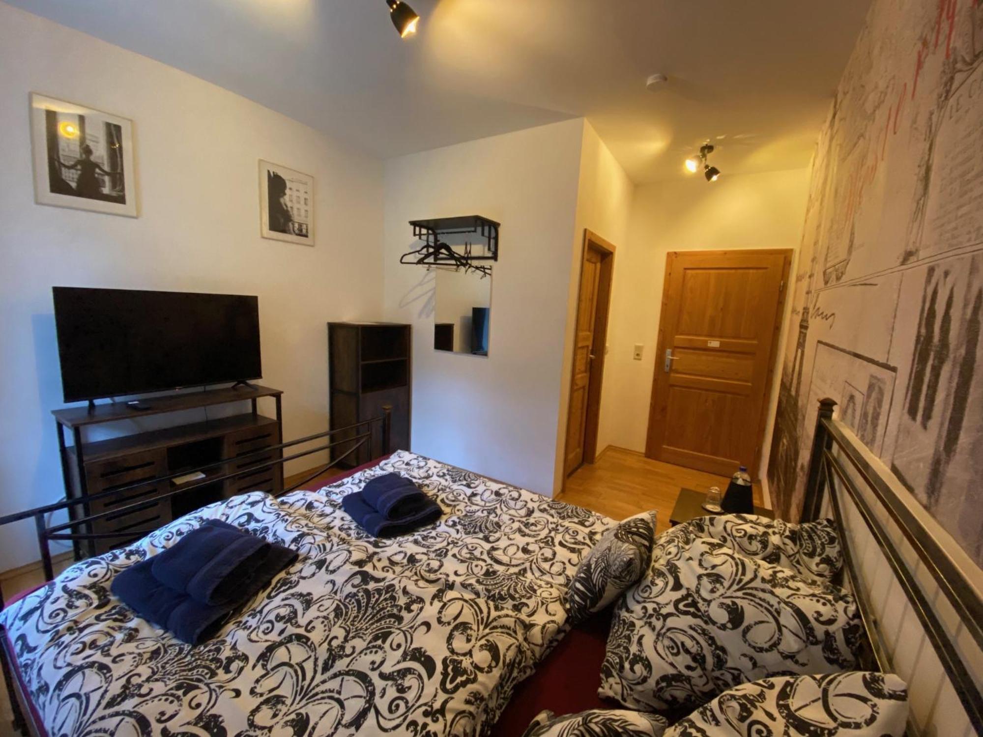 Bed and Breakfast Felsenmuehle Neuleiningen Exteriér fotografie
